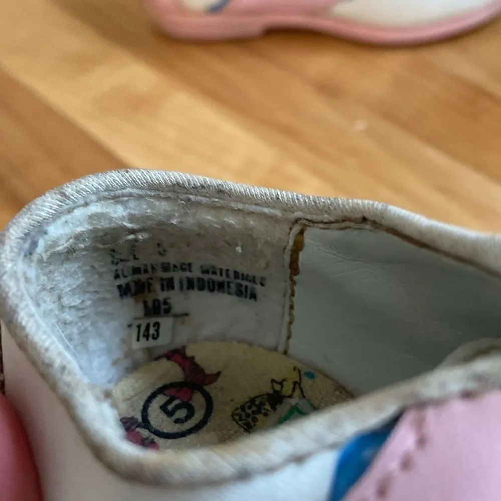 Disney Little Mermaid Children's Vintage Pink & White Oxford Flat Loafer Size 5